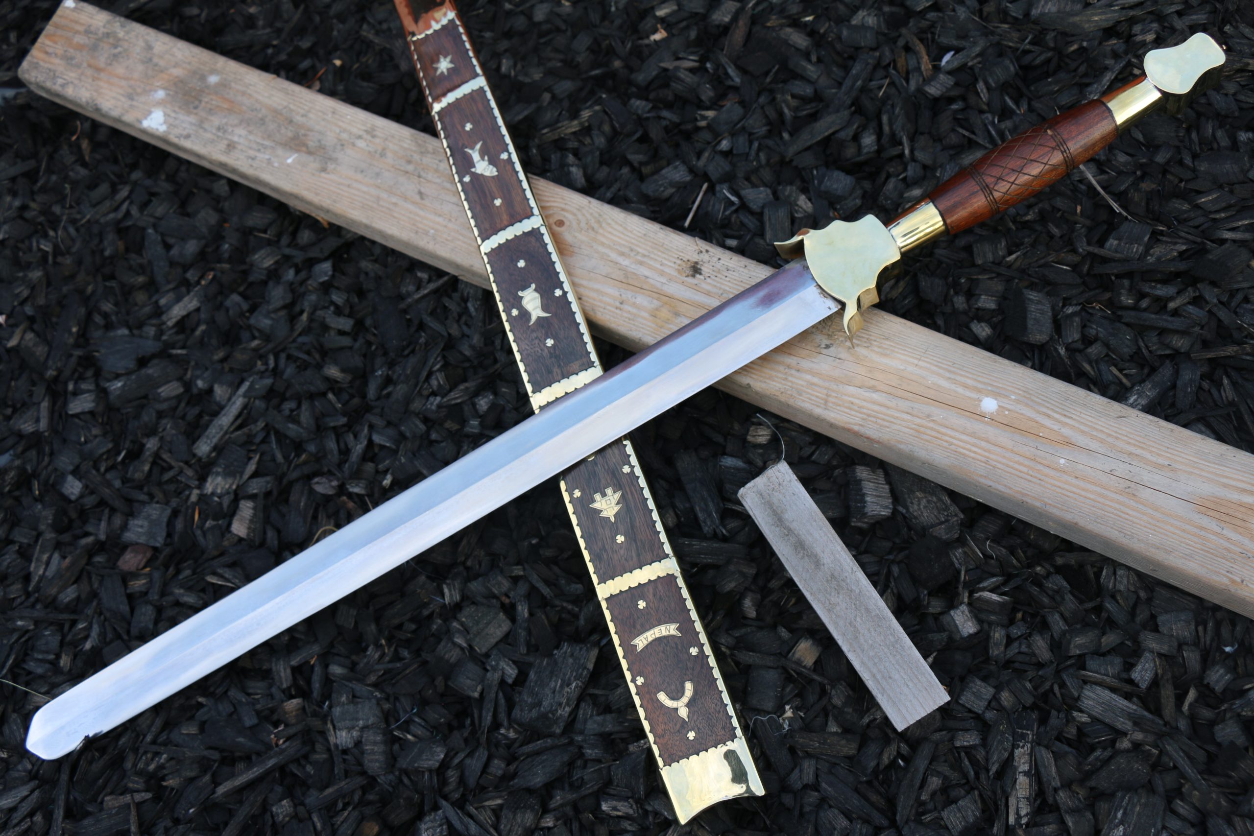 25.5 INCH TRADITIONAL CARVING SWORD-9492